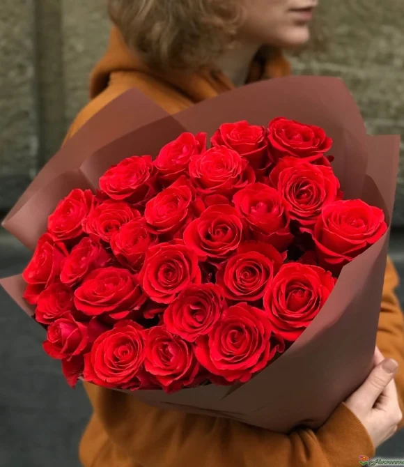 Букет из 25 роз Нина (сорт "Nina", пр-во Эквадор)