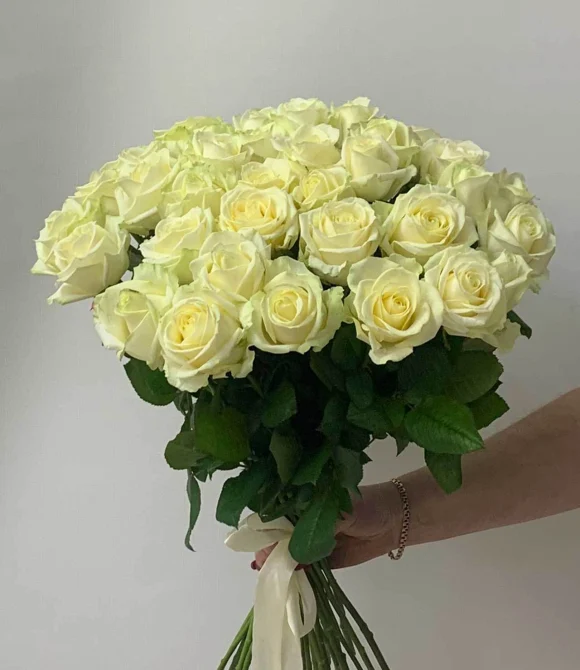 35 роз аваланш