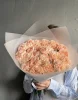 Букет из кремовых гвоздик