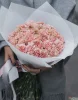 Букет из кремовых гвоздик