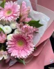 ет сборный с хризантемой, герберами и альстромерией
