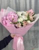 Букет в бело-розовой гамме с гортензией