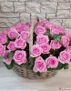 35 розовых роз